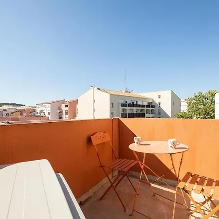 Cabana & Au Pied Du Port Eronne آجد